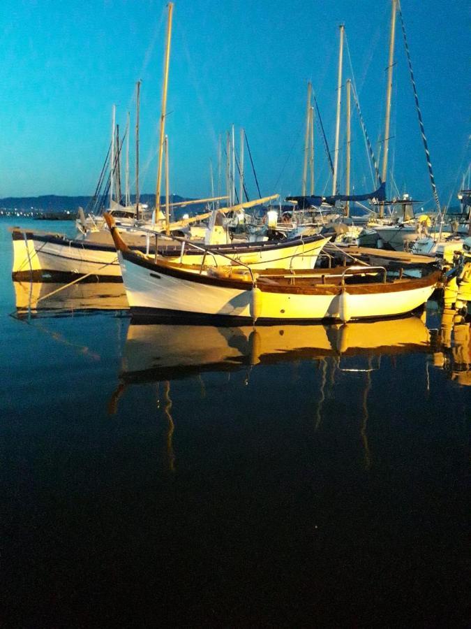 דירות קליארי Sailing מראה חיצוני תמונה