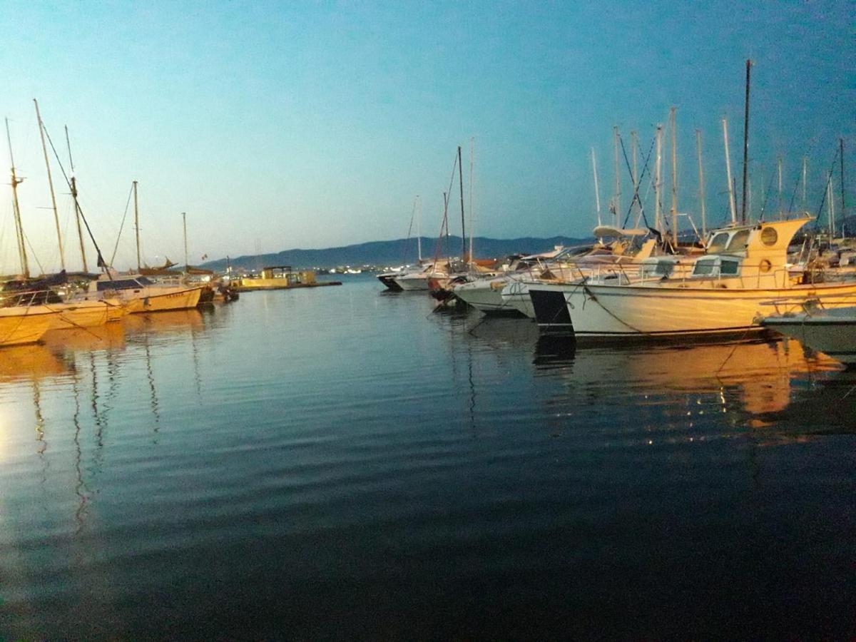 דירות קליארי Sailing מראה חיצוני תמונה